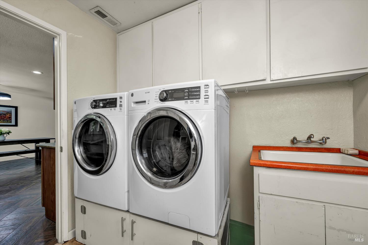 Detail Gallery Image 20 of 38 For 1018 Easum Dr, Napa,  CA 94558 - 3 Beds | 2 Baths