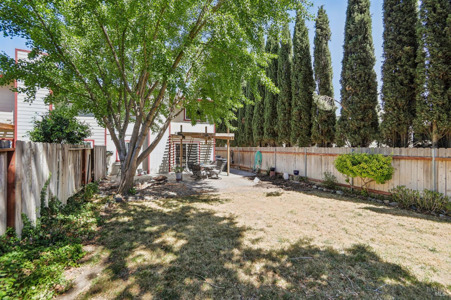 Detail Gallery Image 23 of 33 For 205 W Cherry St, Dixon,  CA 95620 - 3 Beds | 2 Baths