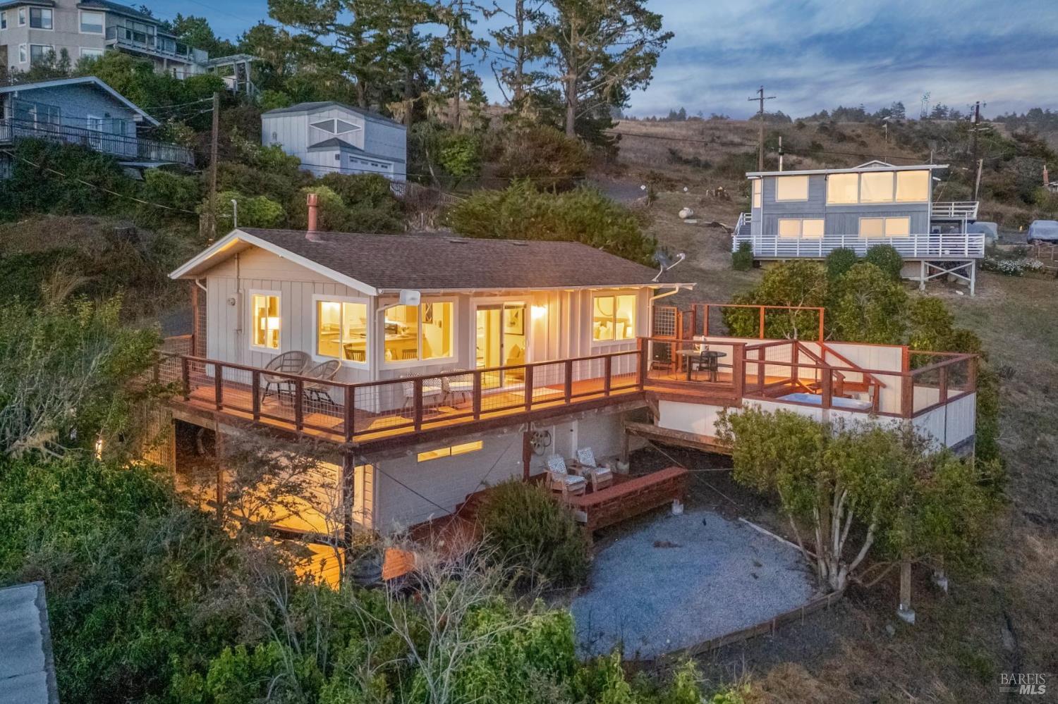 Detail Gallery Image 51 of 61 For 10701 Hereford Dr, Jenner,  CA 95450 - 2 Beds | 1 Baths