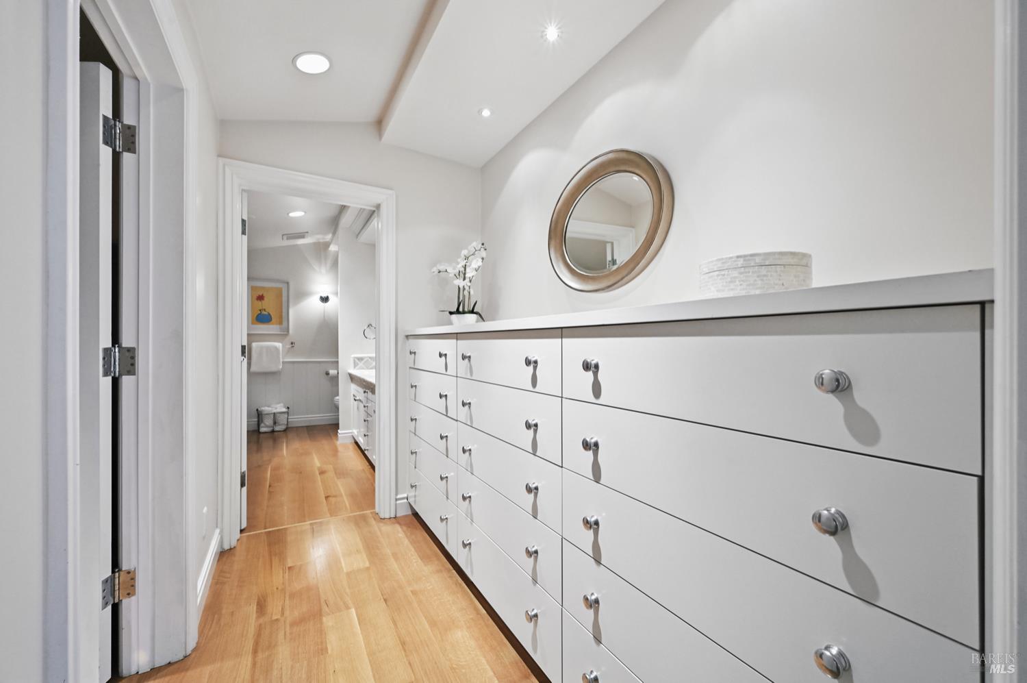 Detail Gallery Image 32 of 57 For 436 Green Glen Way, Mill Valley,  CA 94941 - 4 Beds | 3/1 Baths