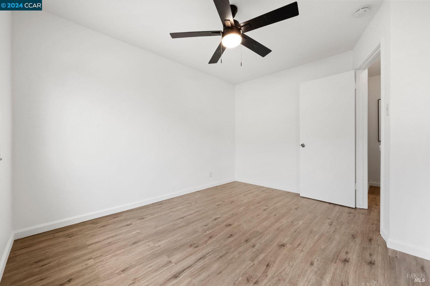 Detail Gallery Image 16 of 32 For 526 Sheldon Ave, Vallejo,  CA 94591 - 2 Beds | 1 Baths