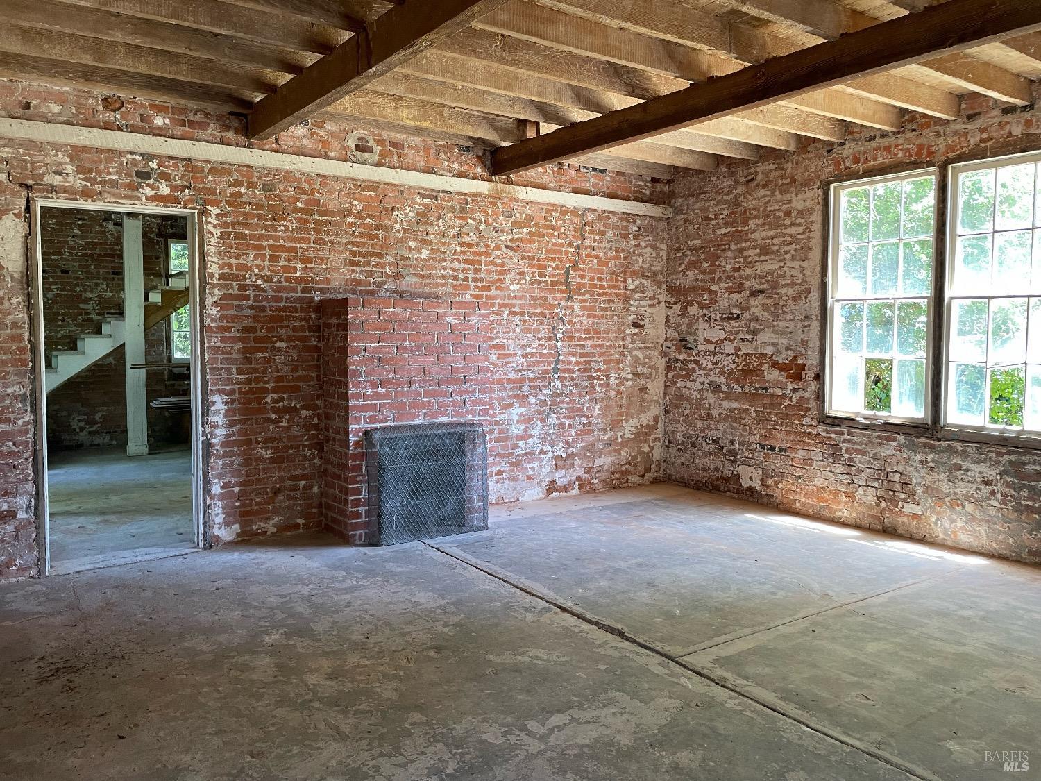 Detail Gallery Image 24 of 25 For 751 Crystal Springs Rd, Saint Helena,  CA 94574 - 5 Beds | 1/1 Baths