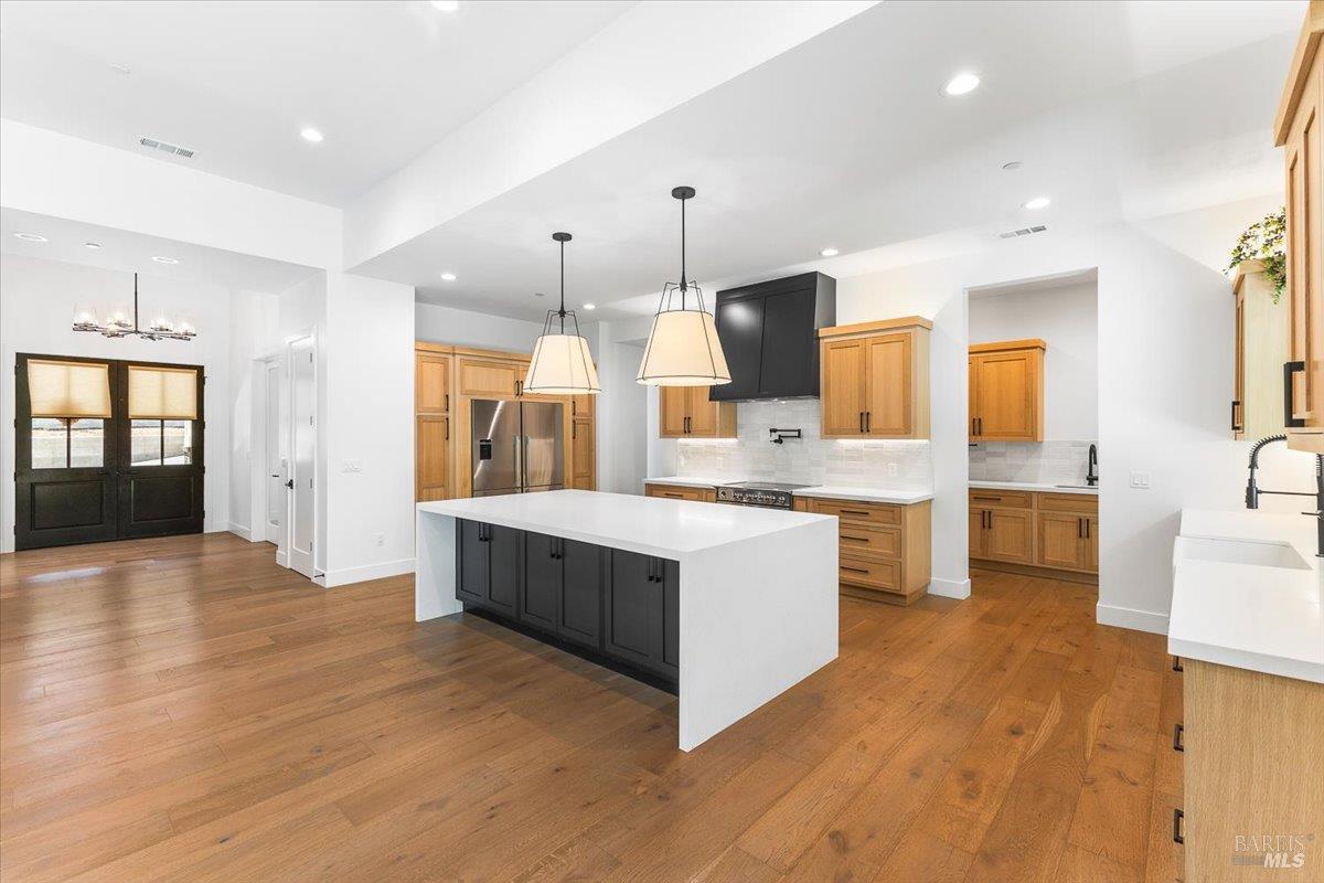 Detail Gallery Image 13 of 59 For 794 Los Olivos Rd, Santa Rosa,  CA 95404 - 4 Beds | 3/1 Baths