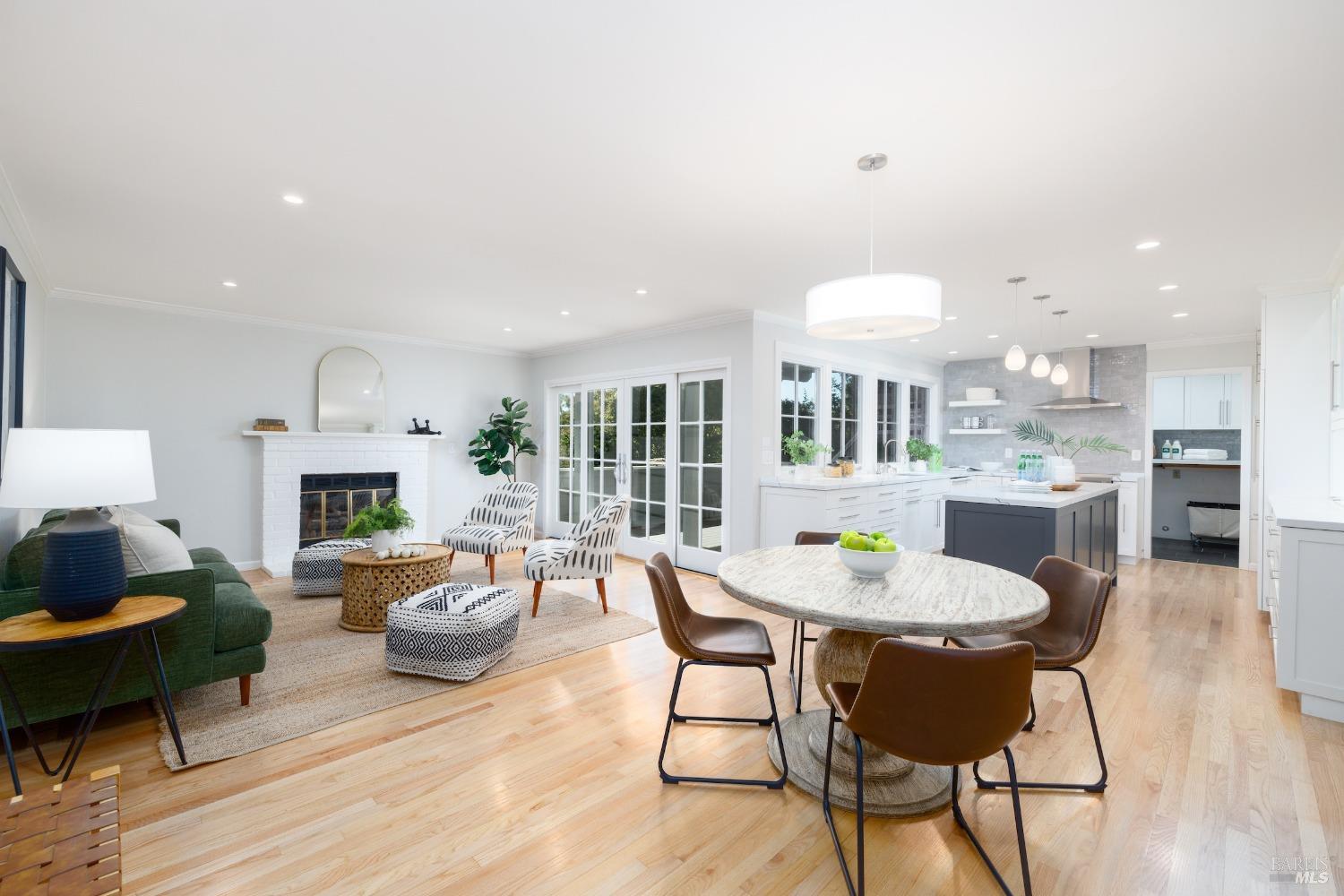 Detail Gallery Image 18 of 36 For 4713 Circle B Pl, Santa Rosa,  CA 95405 - 4 Beds | 3/1 Baths