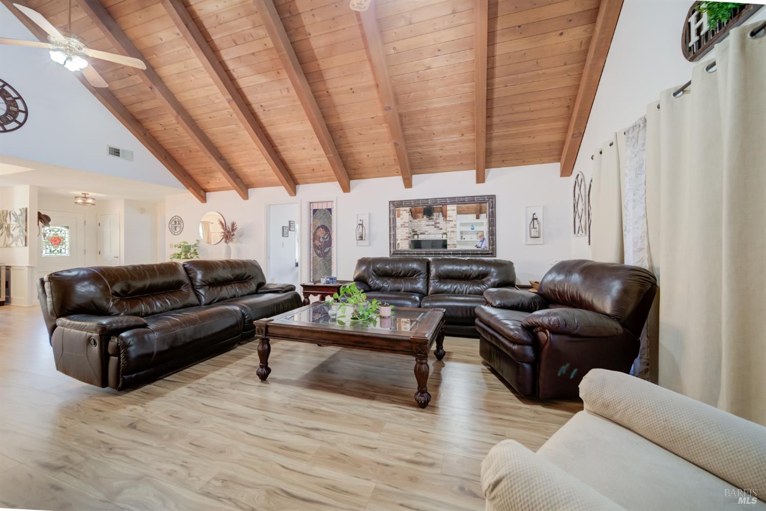 Detail Gallery Image 9 of 34 For 2514 Troon Ct, Fairfield,  CA 94534 - 4 Beds | 3 Baths