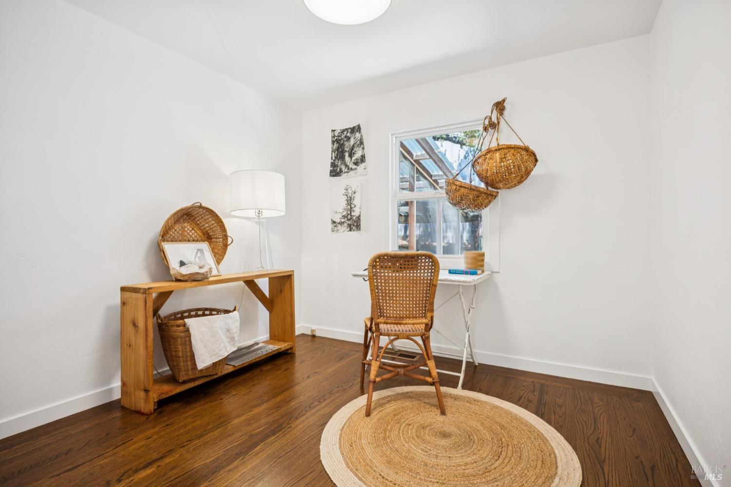 Detail Gallery Image 23 of 41 For 16 Marion Ct, Novato,  CA 94945 - 3 Beds | 1 Baths