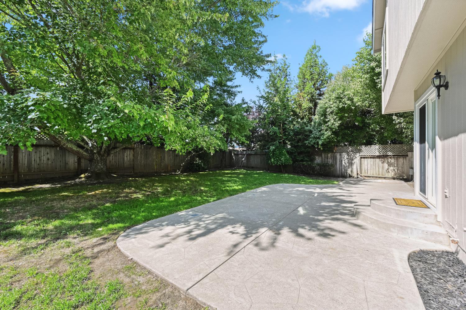 Detail Gallery Image 31 of 34 For 9472 Wellington Cir, Windsor,  CA 95492 - 4 Beds | 2/1 Baths