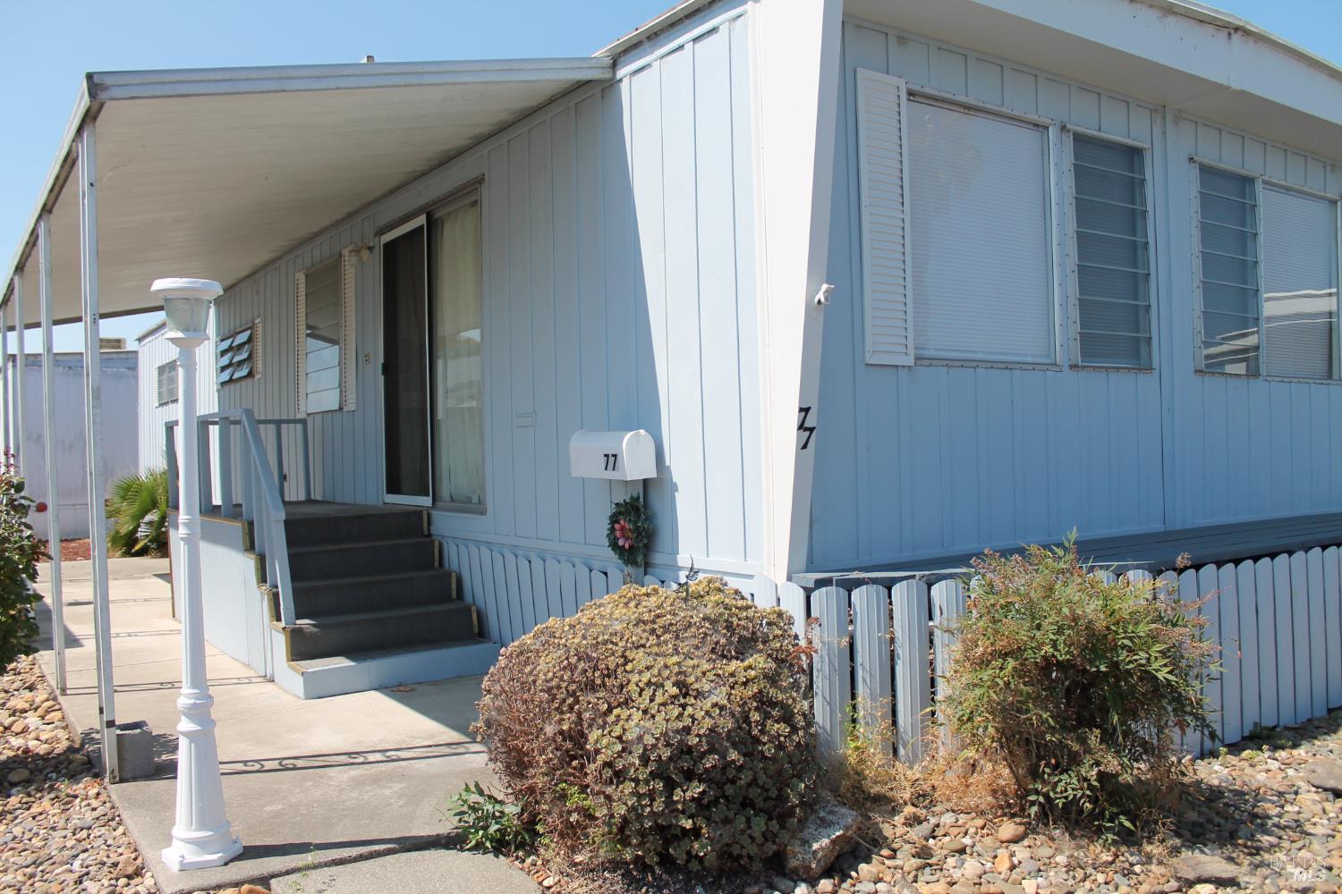Detail Gallery Image 1 of 7 For 77 Heliotrope St, Vallejo,  CA 94589 - 2 Beds | 2 Baths
