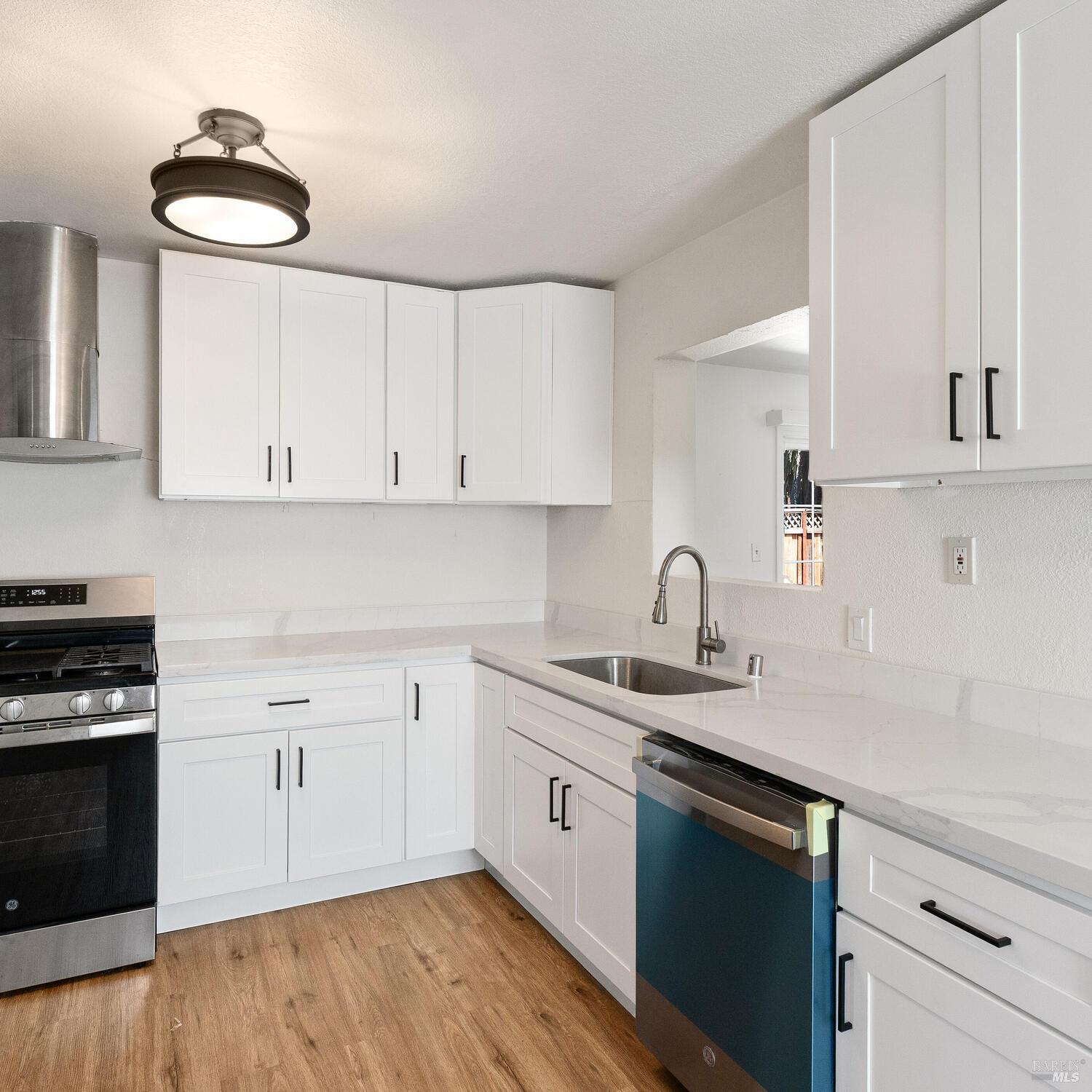 Detail Gallery Image 13 of 32 For 526 Sheldon Ave, Vallejo,  CA 94591 - 2 Beds | 1 Baths