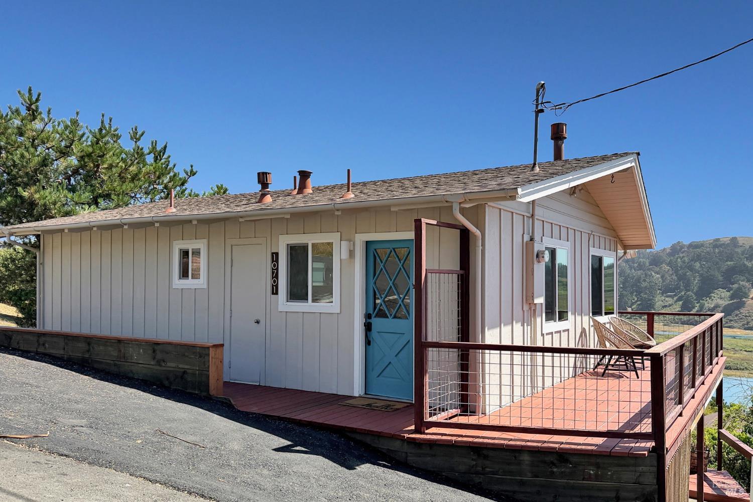 Detail Gallery Image 39 of 61 For 10701 Hereford Dr, Jenner,  CA 95450 - 2 Beds | 1 Baths