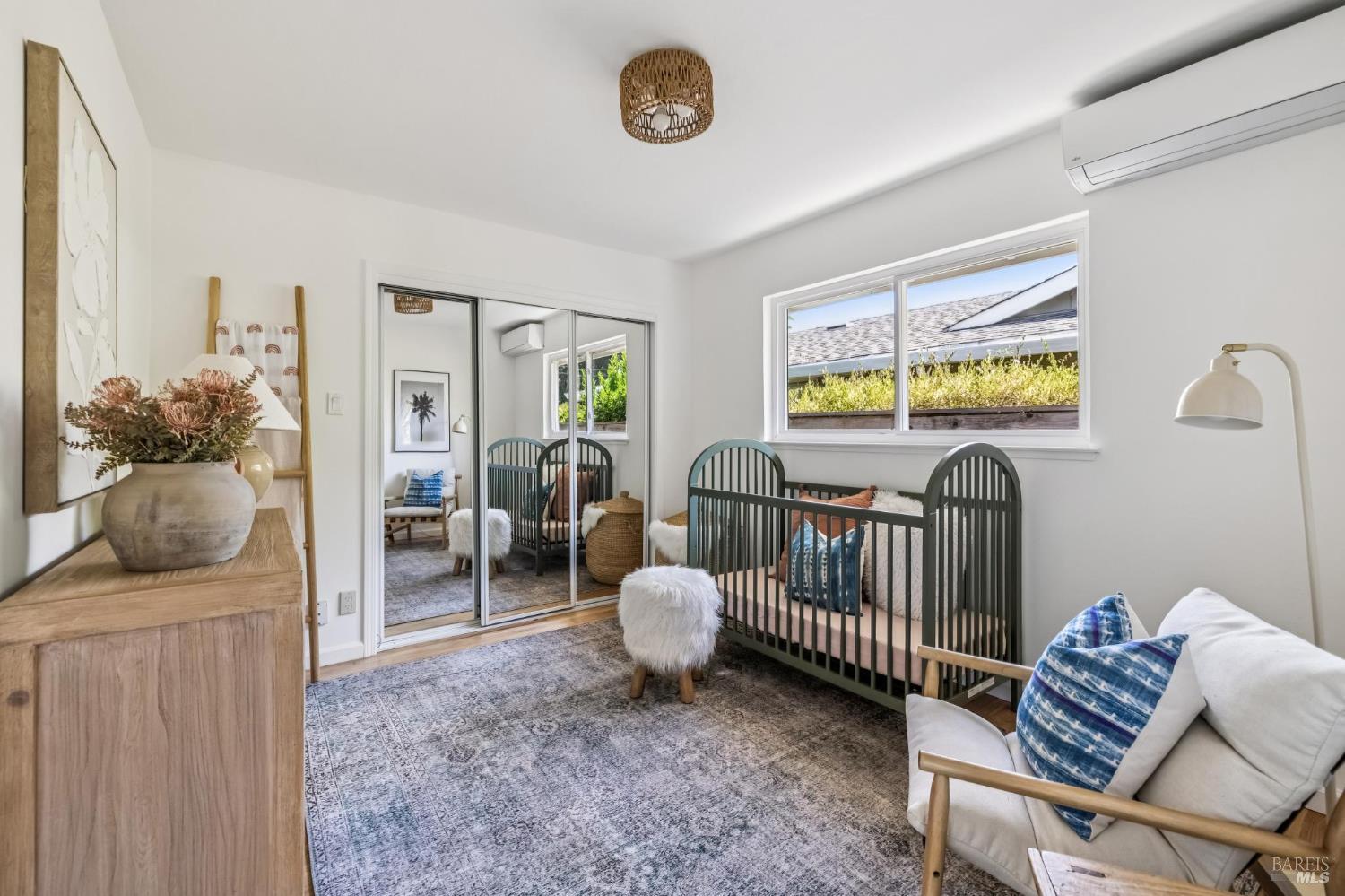 Detail Gallery Image 29 of 46 For 296 Elvia Ct, San Rafael,  CA 94903 - 3 Beds | 2 Baths