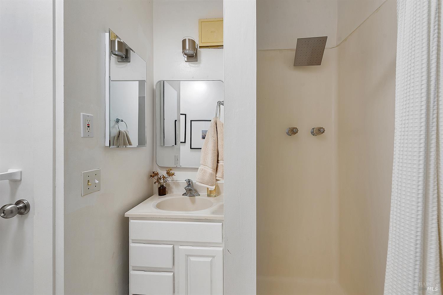 Detail Gallery Image 42 of 48 For 351 N Ferndale Ave, Mill Valley,  CA 94941 - 1 Beds | 1 Baths