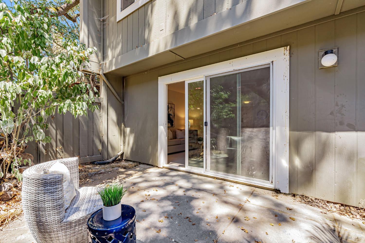 Detail Gallery Image 36 of 36 For 1267 Valley Oak Ct #F,  Novato,  CA 94947 - 3 Beds | 1/1 Baths