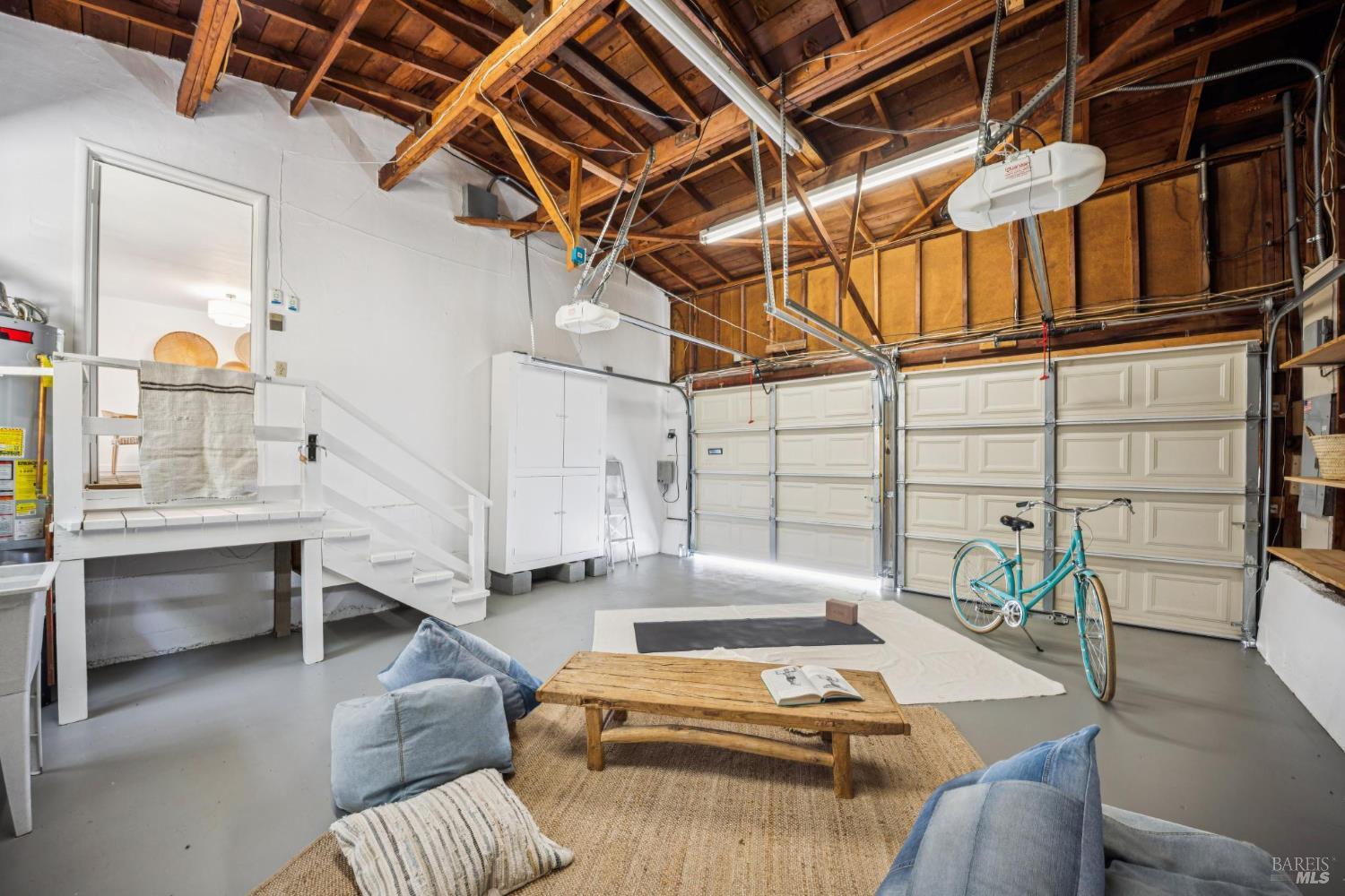Detail Gallery Image 33 of 41 For 16 Marion Ct, Novato,  CA 94945 - 3 Beds | 1 Baths