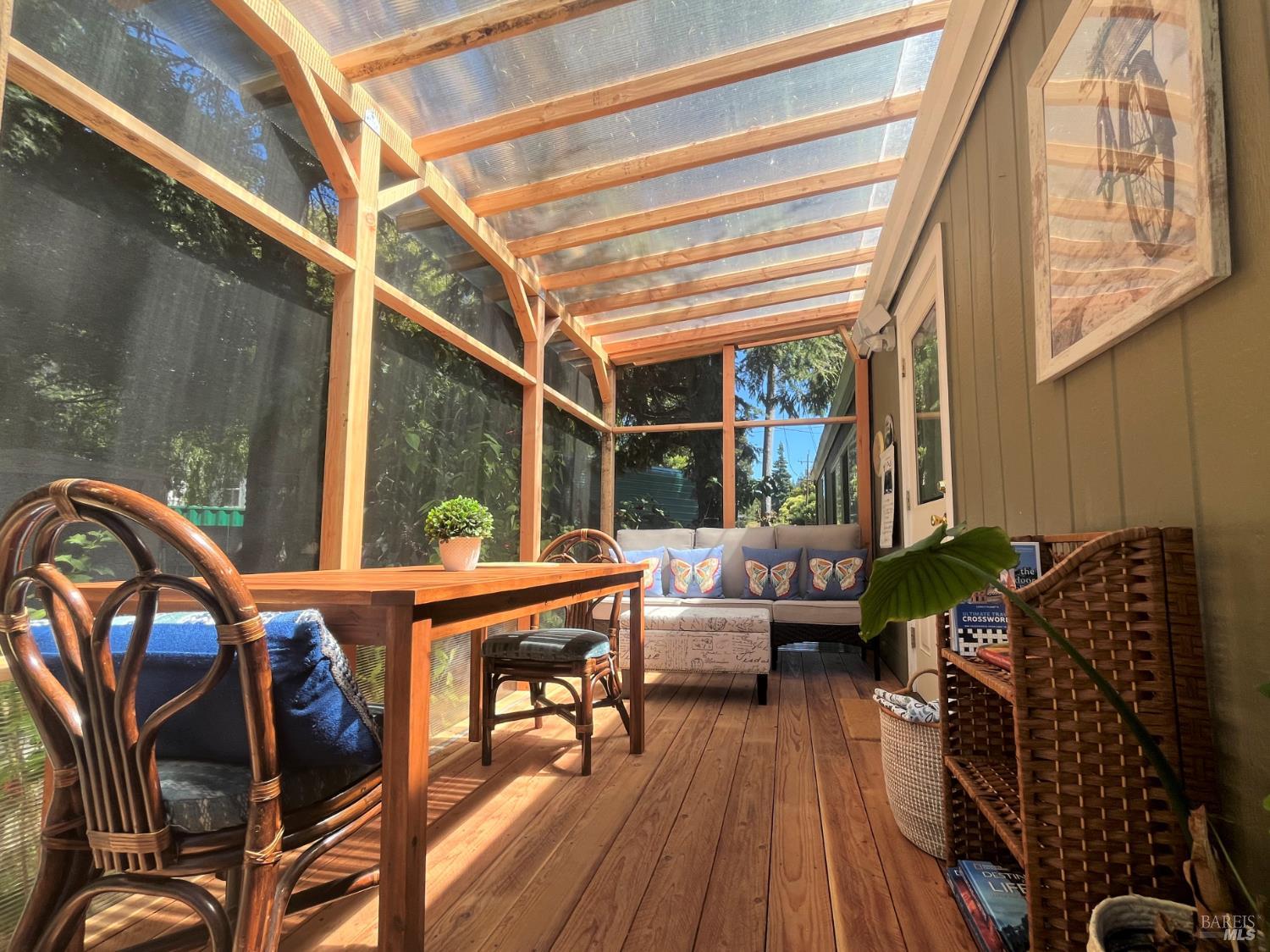 Detail Gallery Image 6 of 18 For 22900 Sylvan Way a, Monte Rio,  CA 95462 - 2 Beds | 1 Baths