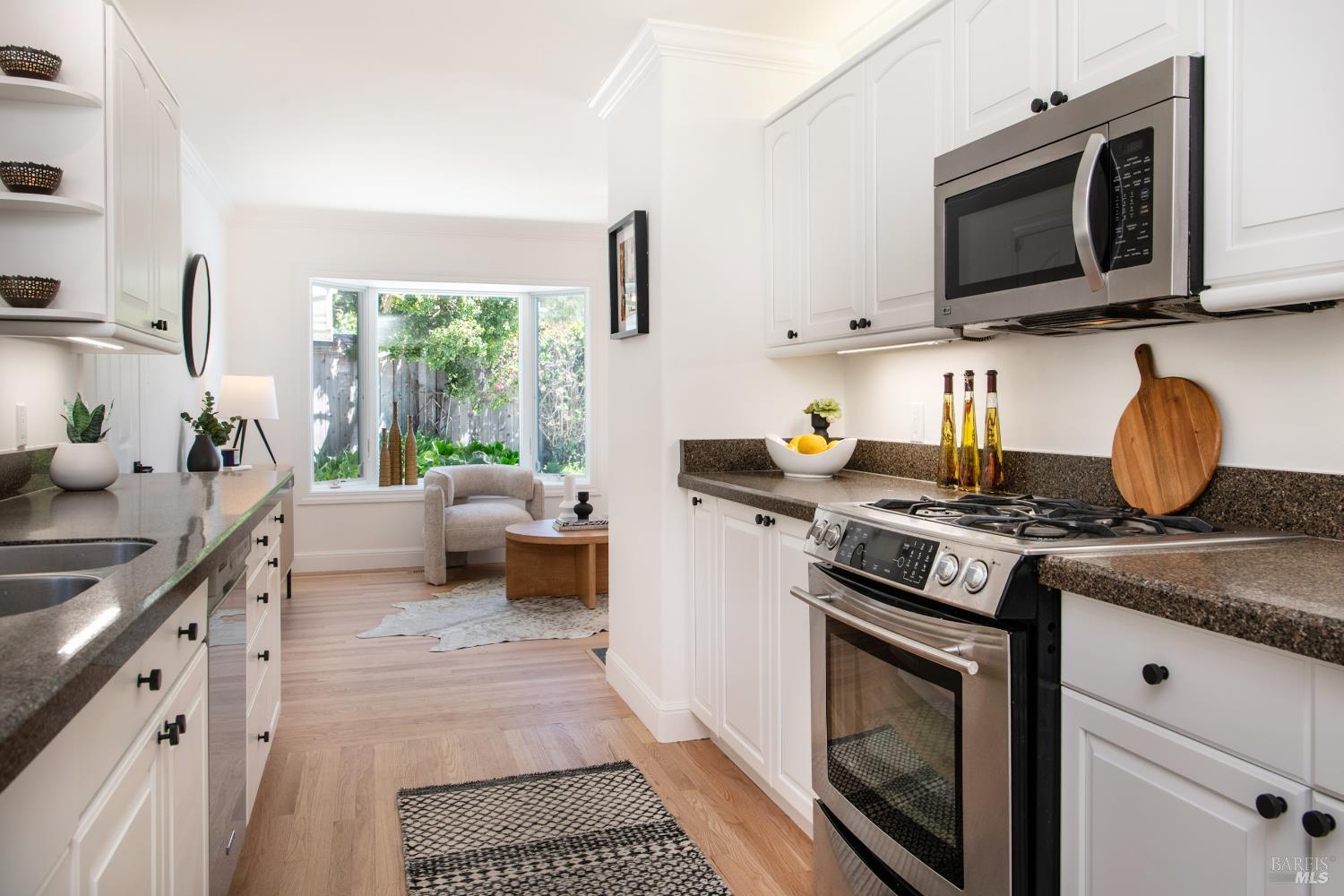 Detail Gallery Image 17 of 60 For 58 Junipero Serra Ave, San Rafael,  CA 94901 - 3 Beds | 2 Baths