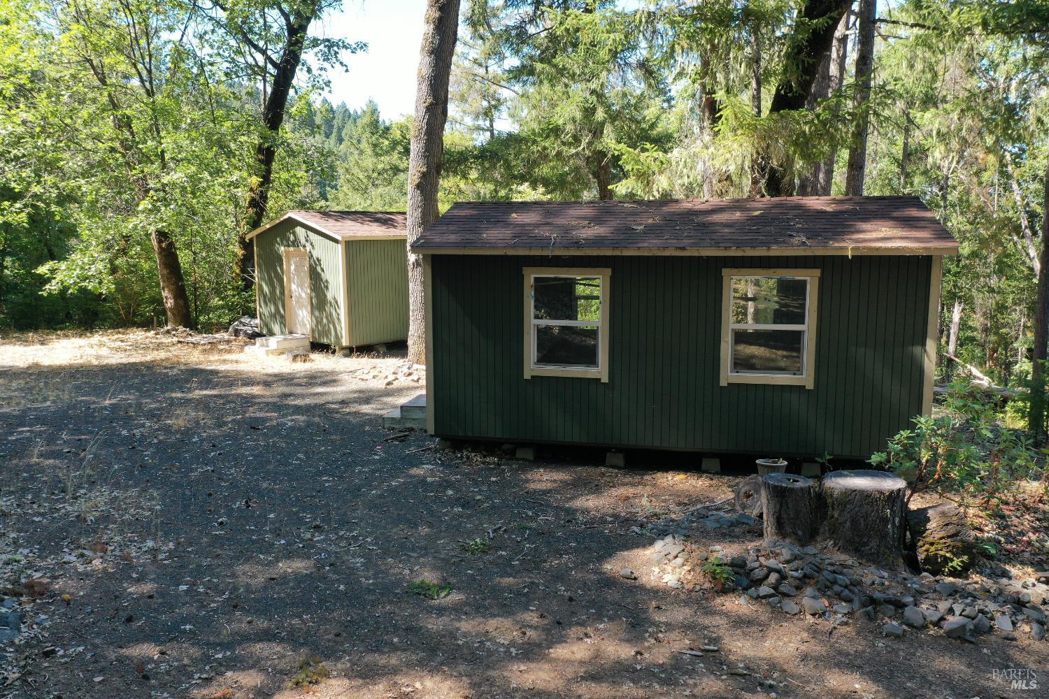 Detail Gallery Image 22 of 28 For 18500 Shafer Ranch Rd, Willits,  CA 95490 - 2 Beds | 1 Baths