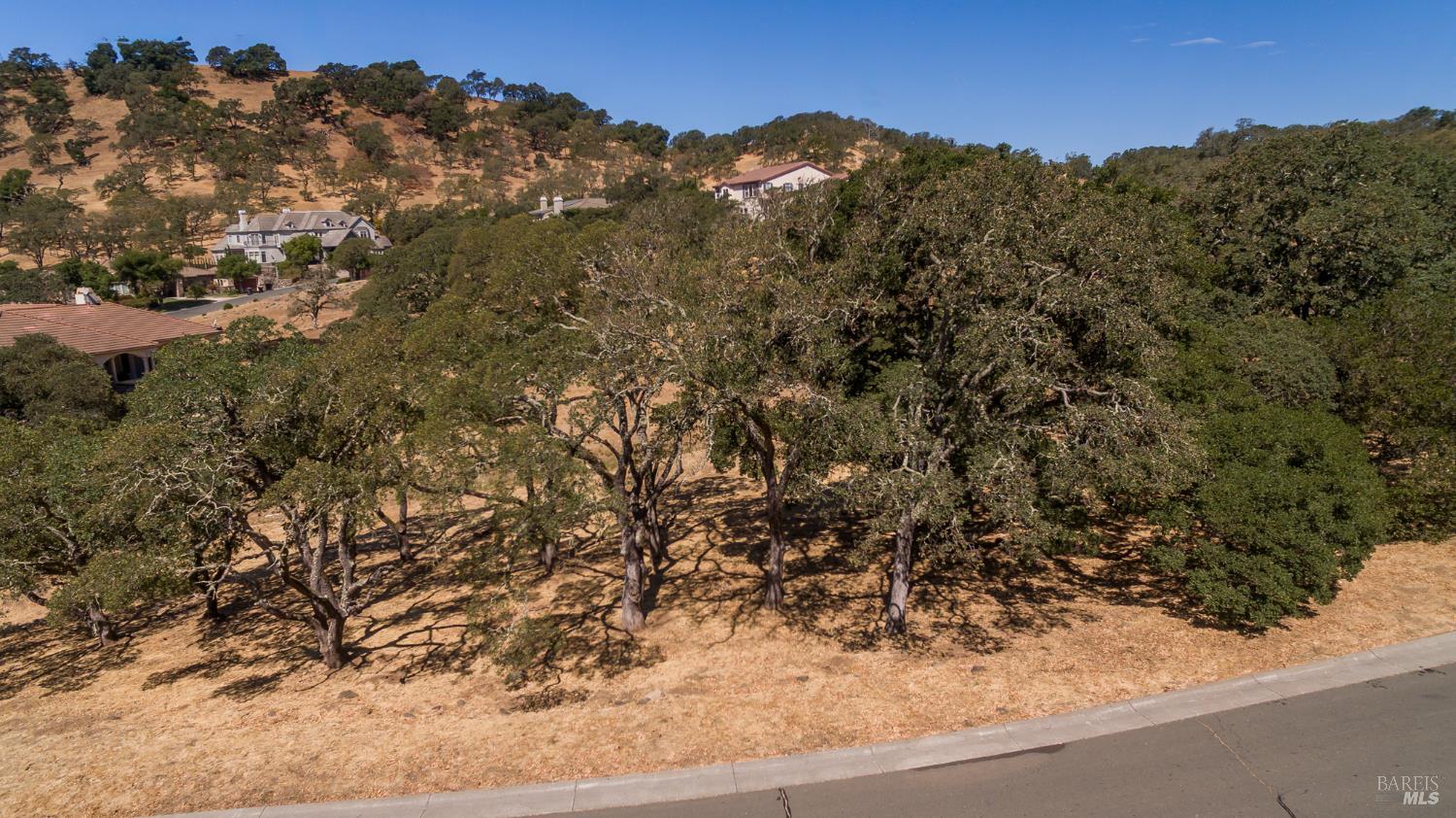 Detail Gallery Image 25 of 39 For 743 Bridle Ridge Ct, Fairfield,  CA 94534 - – Beds | – Baths