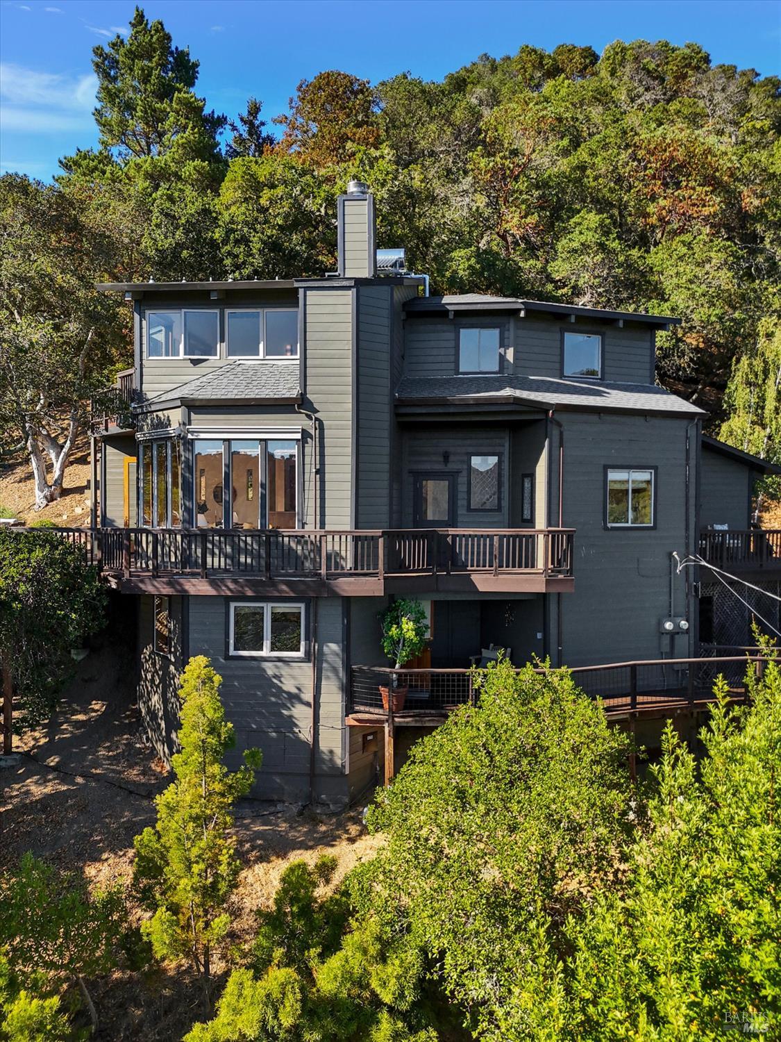 Detail Gallery Image 59 of 91 For 78 Greenwood Way, Mill Valley,  CA 94941 - 3 Beds | 2 Baths