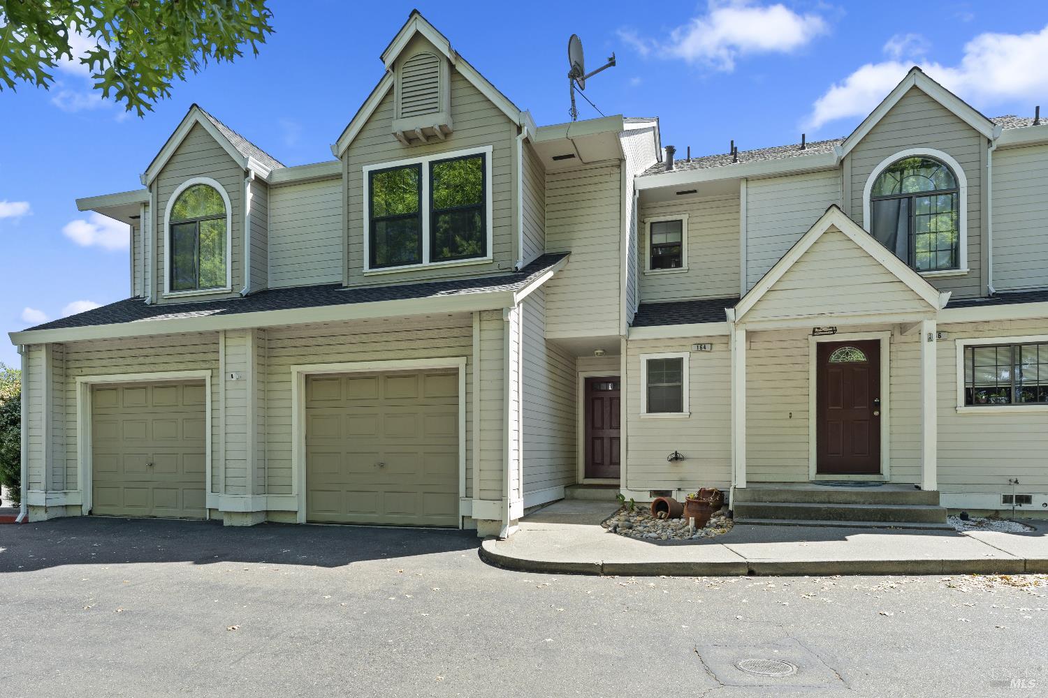Detail Gallery Image 20 of 23 For 164 N Dutton Ave, Santa Rosa,  CA 95401 - 3 Beds | 2/1 Baths