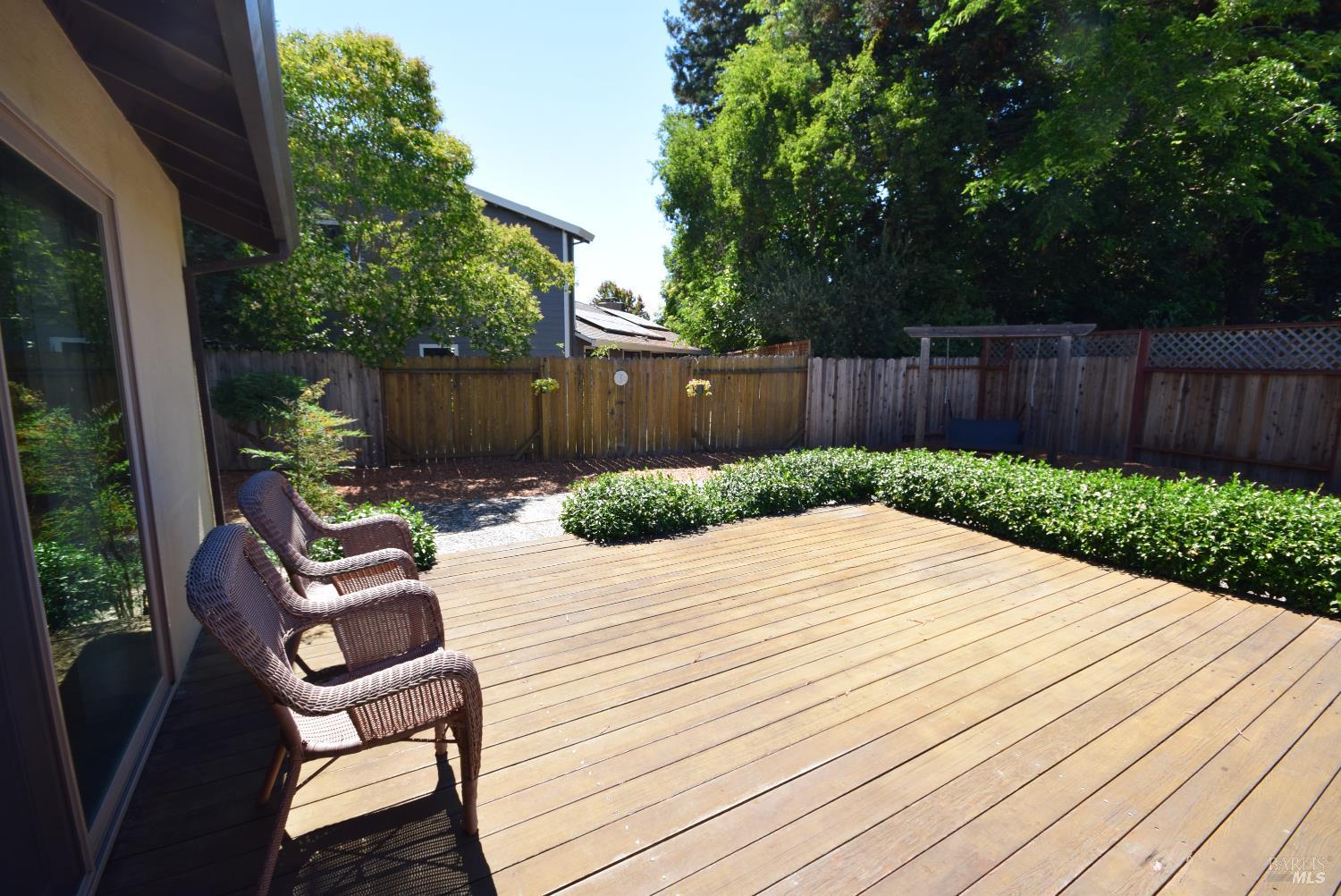 Detail Gallery Image 42 of 44 For 2014 Crinella Dr, Petaluma,  CA 94954 - 4 Beds | 2 Baths