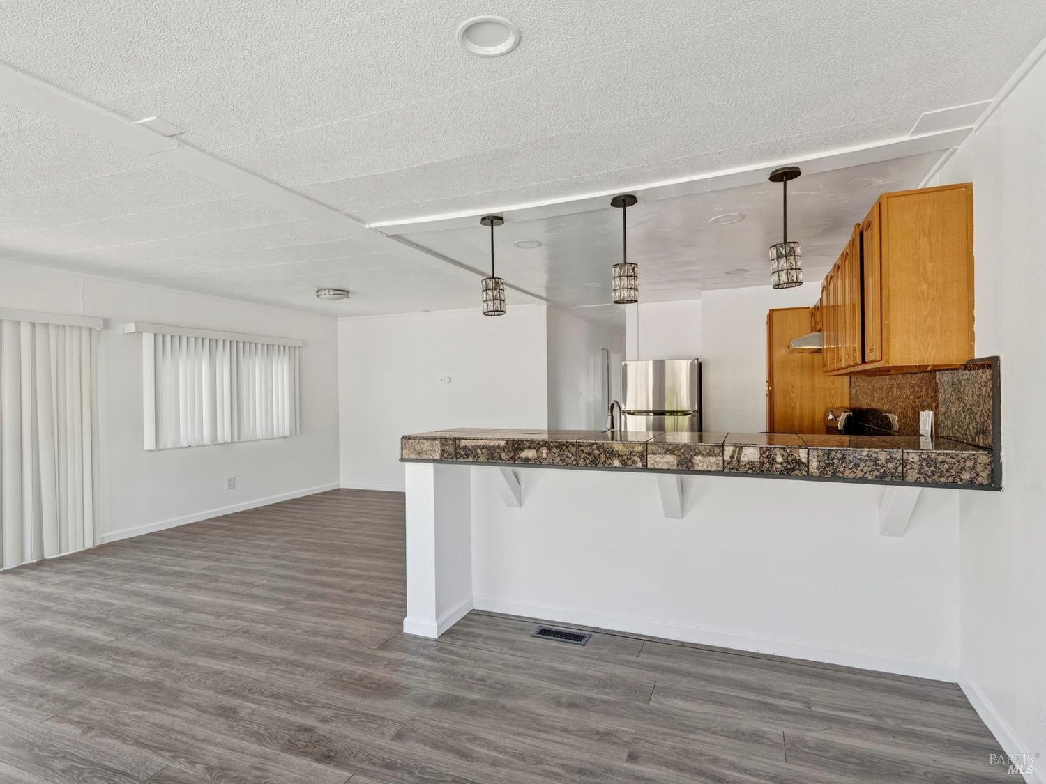 Detail Gallery Image 26 of 44 For 375 E Highway 20 Hwy 50, Upper Lake,  CA 95485 - 2 Beds | 2 Baths