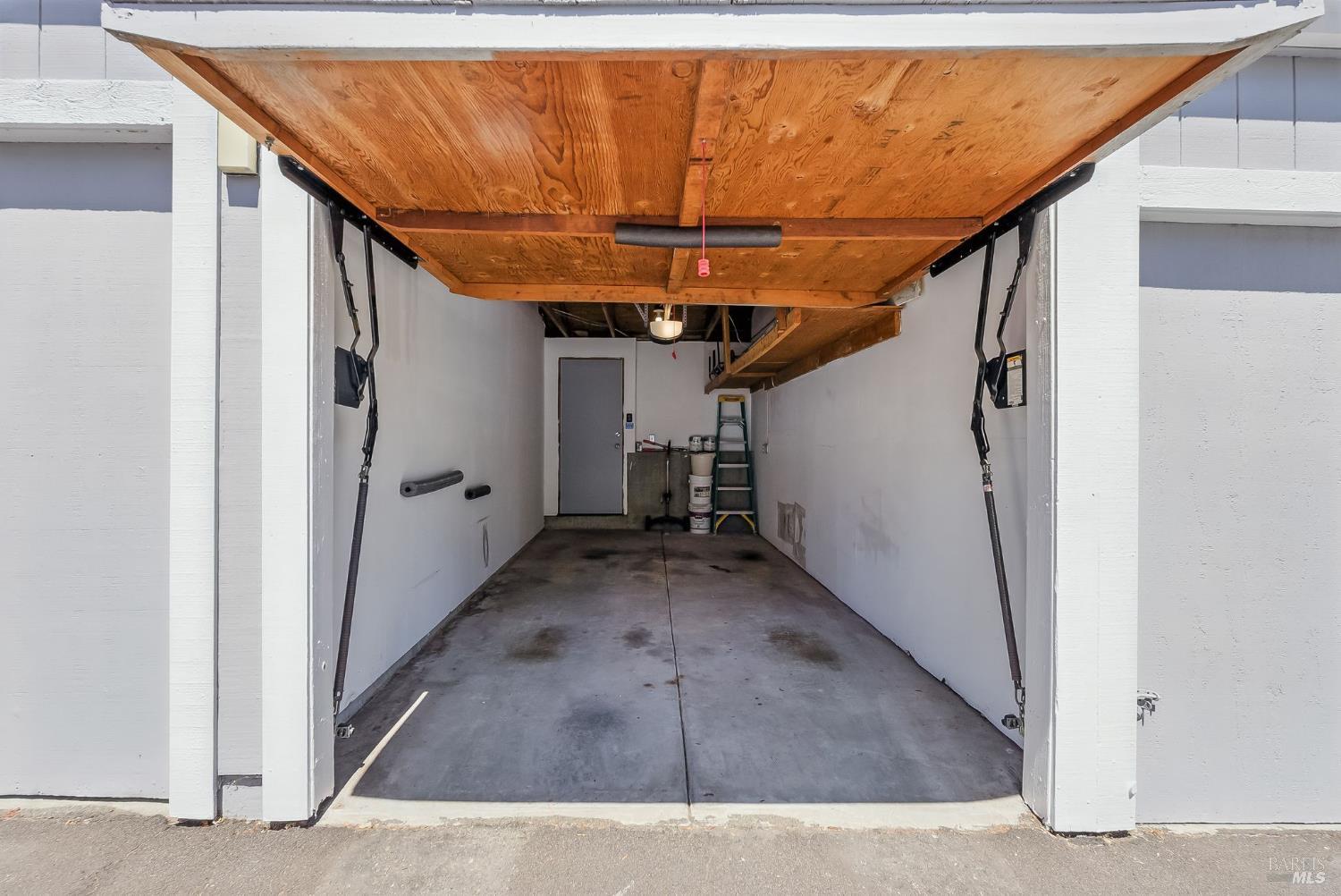 Detail Gallery Image 16 of 16 For 44 Hector Ln, Novato,  CA 94949 - 2 Beds | 1 Baths