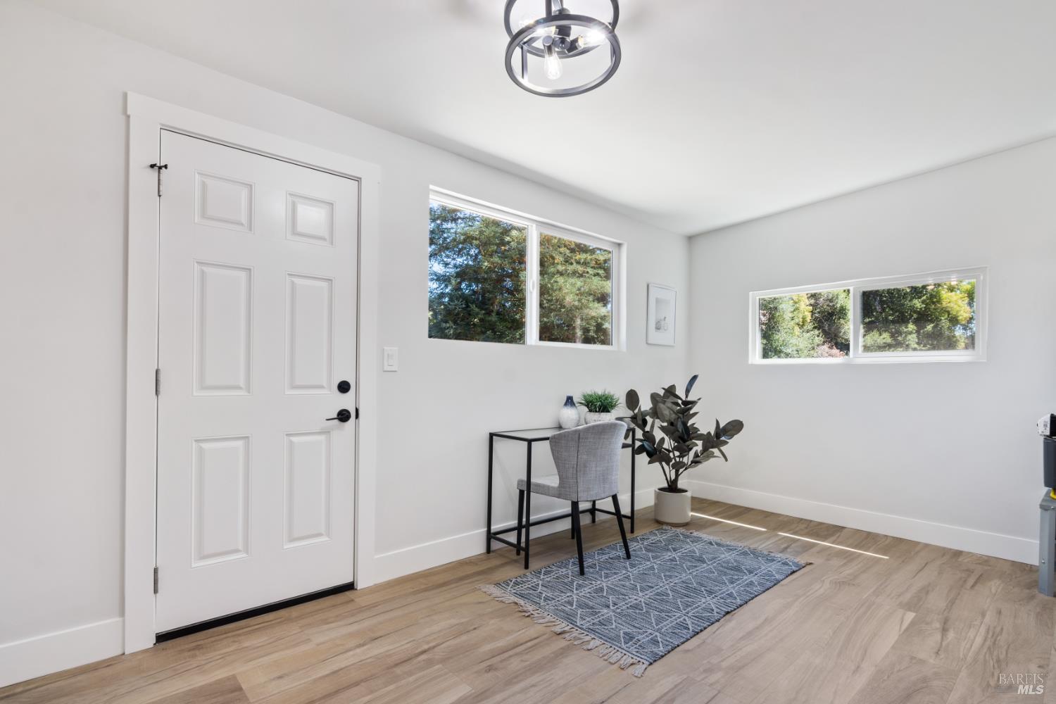 Detail Gallery Image 16 of 33 For 1565 Baywood Ln, Napa,  CA 94558 - 2 Beds | 1 Baths