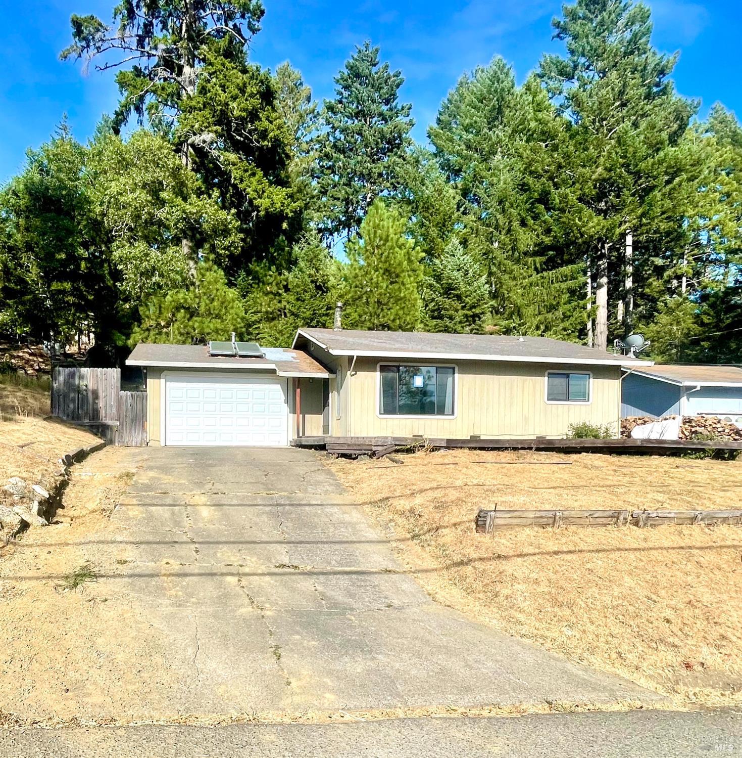 Detail Gallery Image 1 of 15 For 26781 Hawk Dr, Willits,  CA 95490 - 2 Beds | 1 Baths