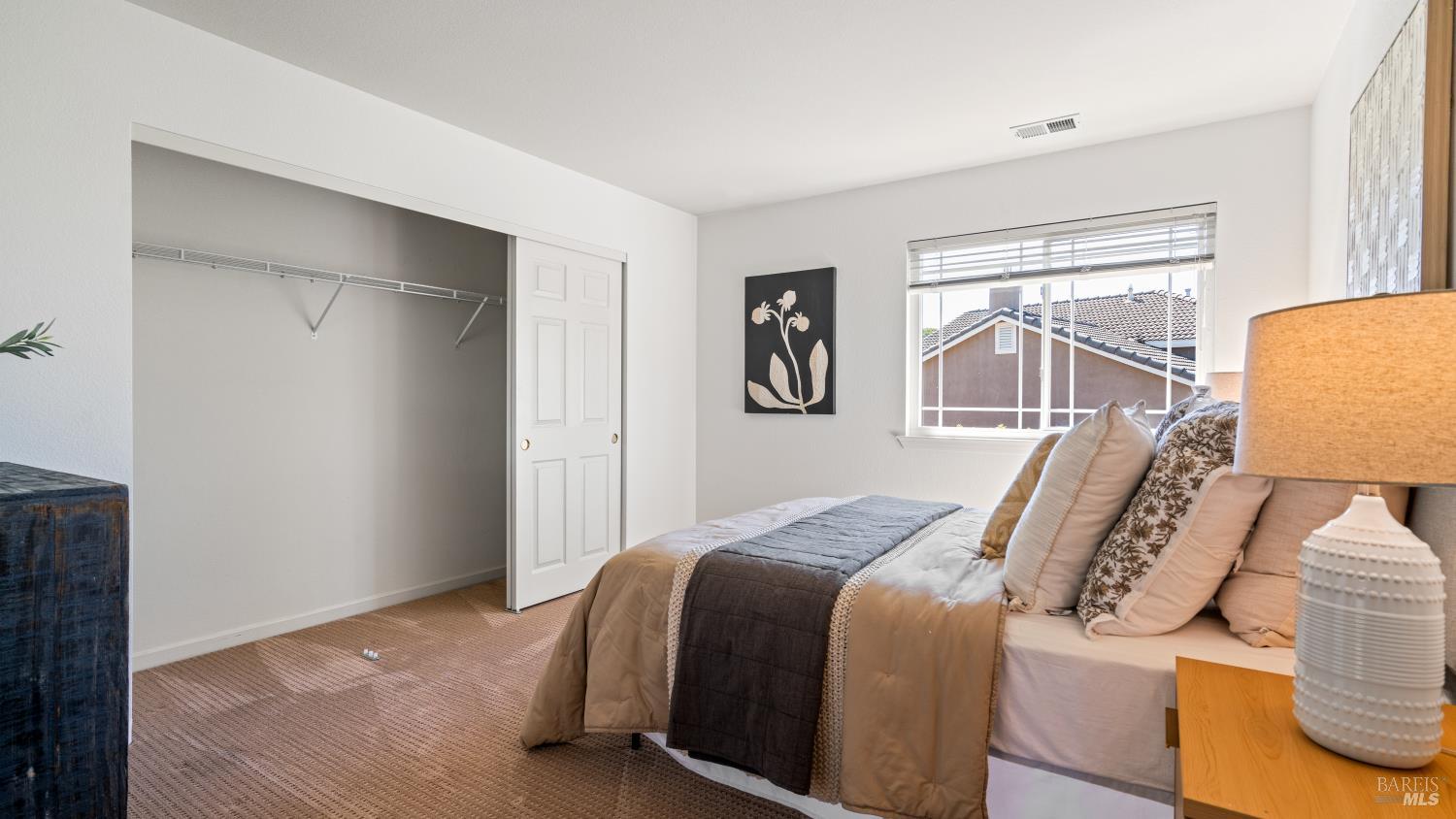 Detail Gallery Image 27 of 56 For 181 Dublin Ct, Petaluma,  CA 94952 - 4 Beds | 2/1 Baths