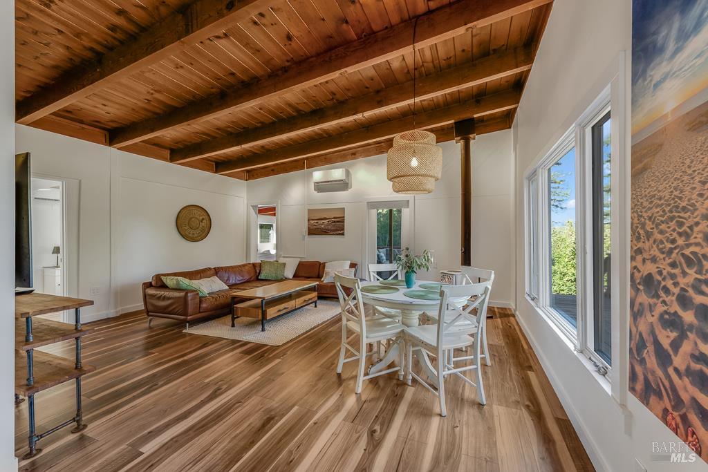 Detail Gallery Image 11 of 74 For 17197 Fitzpatrick Ln, Occidental,  CA 95465 - 3 Beds | 1 Baths