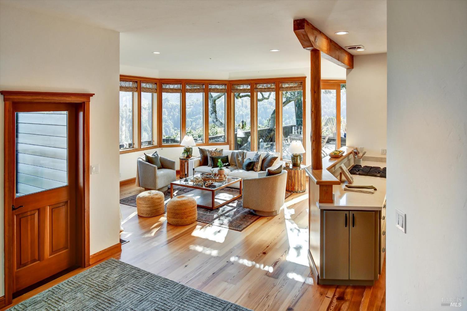 Detail Gallery Image 6 of 91 For 78 Greenwood Way, Mill Valley,  CA 94941 - 3 Beds | 2 Baths