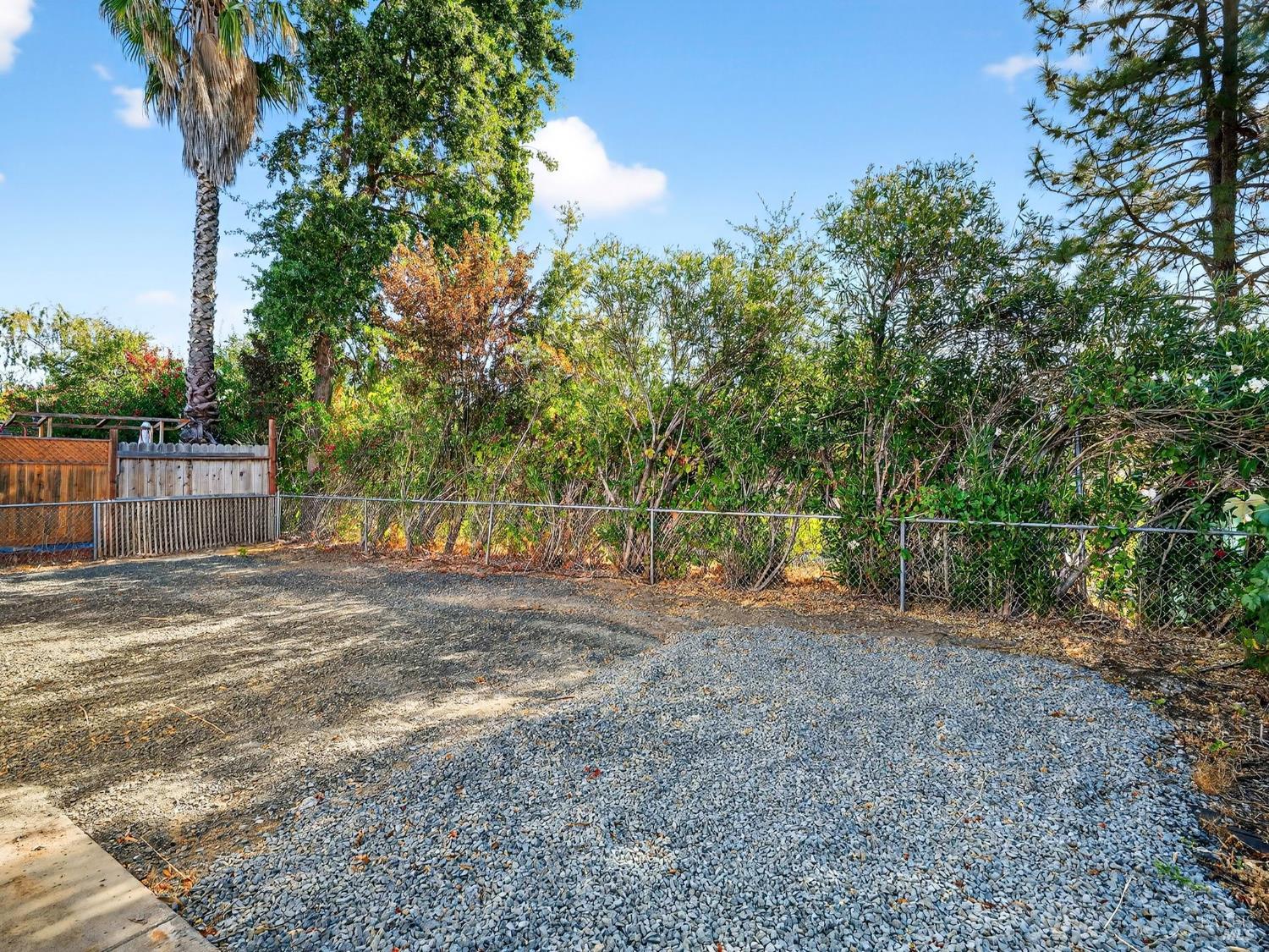 Detail Gallery Image 30 of 44 For 375 E Highway 20 Hwy 50, Upper Lake,  CA 95485 - 2 Beds | 2 Baths