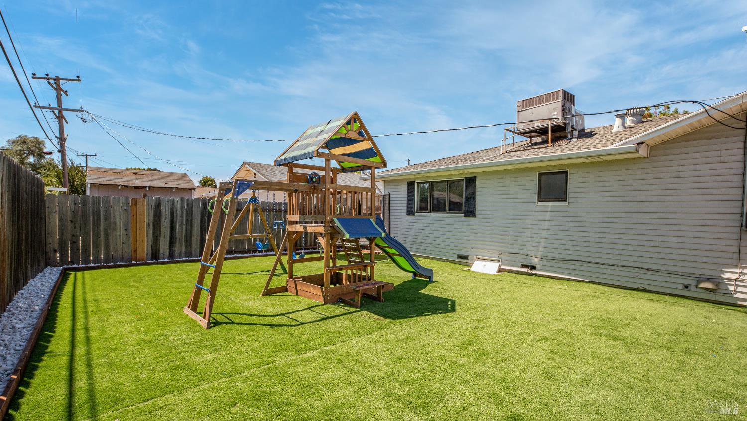 Detail Gallery Image 41 of 47 For 1200 Truman St, Fairfield,  CA 94533 - 3 Beds | 2 Baths