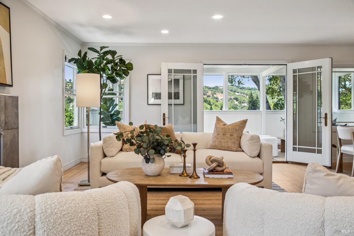 Detail Gallery Image 6 of 76 For 31 Irving Dr, San Anselmo,  CA 94960 - 4 Beds | 2 Baths