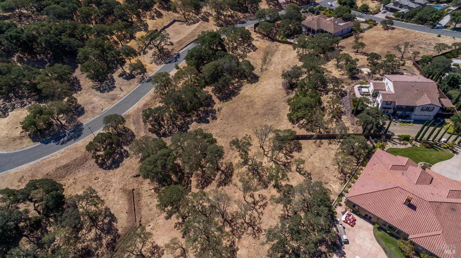 Detail Gallery Image 33 of 39 For 743 Bridle Ridge Ct, Fairfield,  CA 94534 - – Beds | – Baths