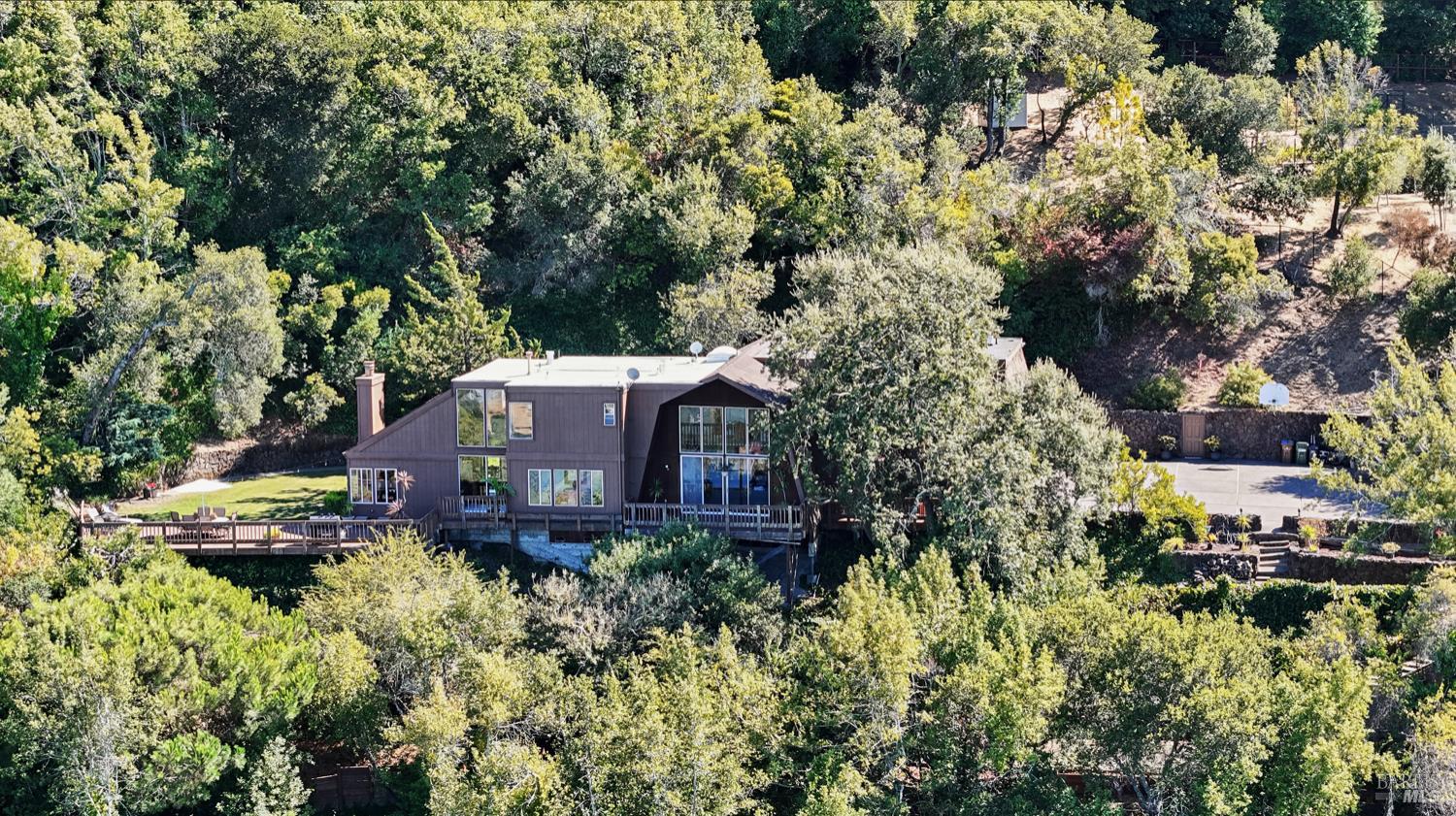 Detail Gallery Image 46 of 49 For 111 Glenside Way, San Rafael,  CA 94903 - 5 Beds | 4/1 Baths