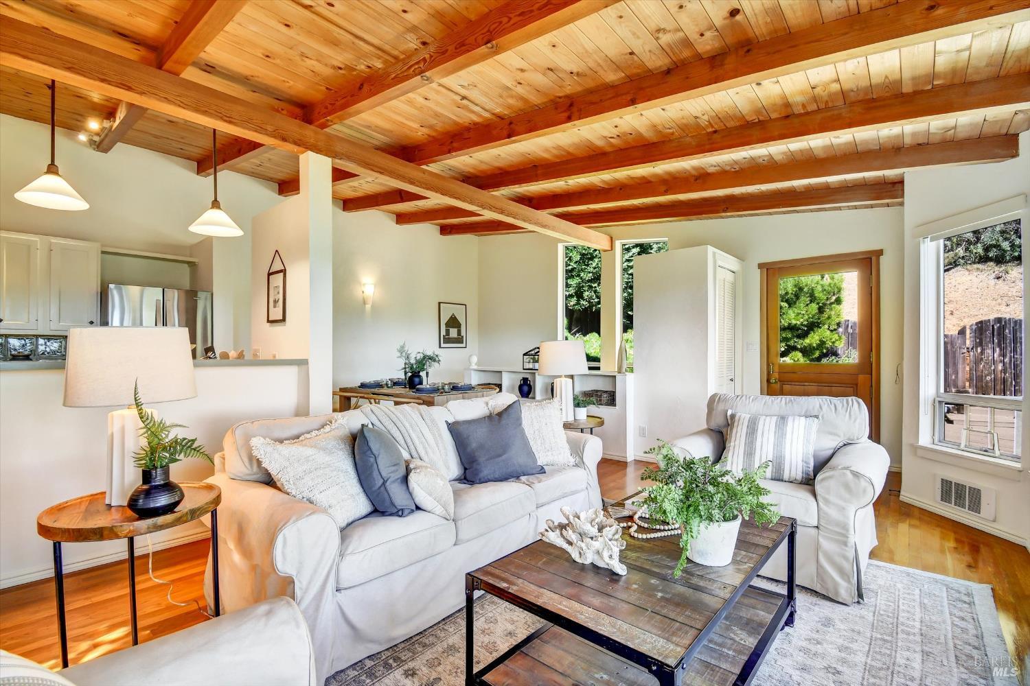 Detail Gallery Image 68 of 91 For 78 Greenwood Way, Mill Valley,  CA 94941 - 3 Beds | 2 Baths
