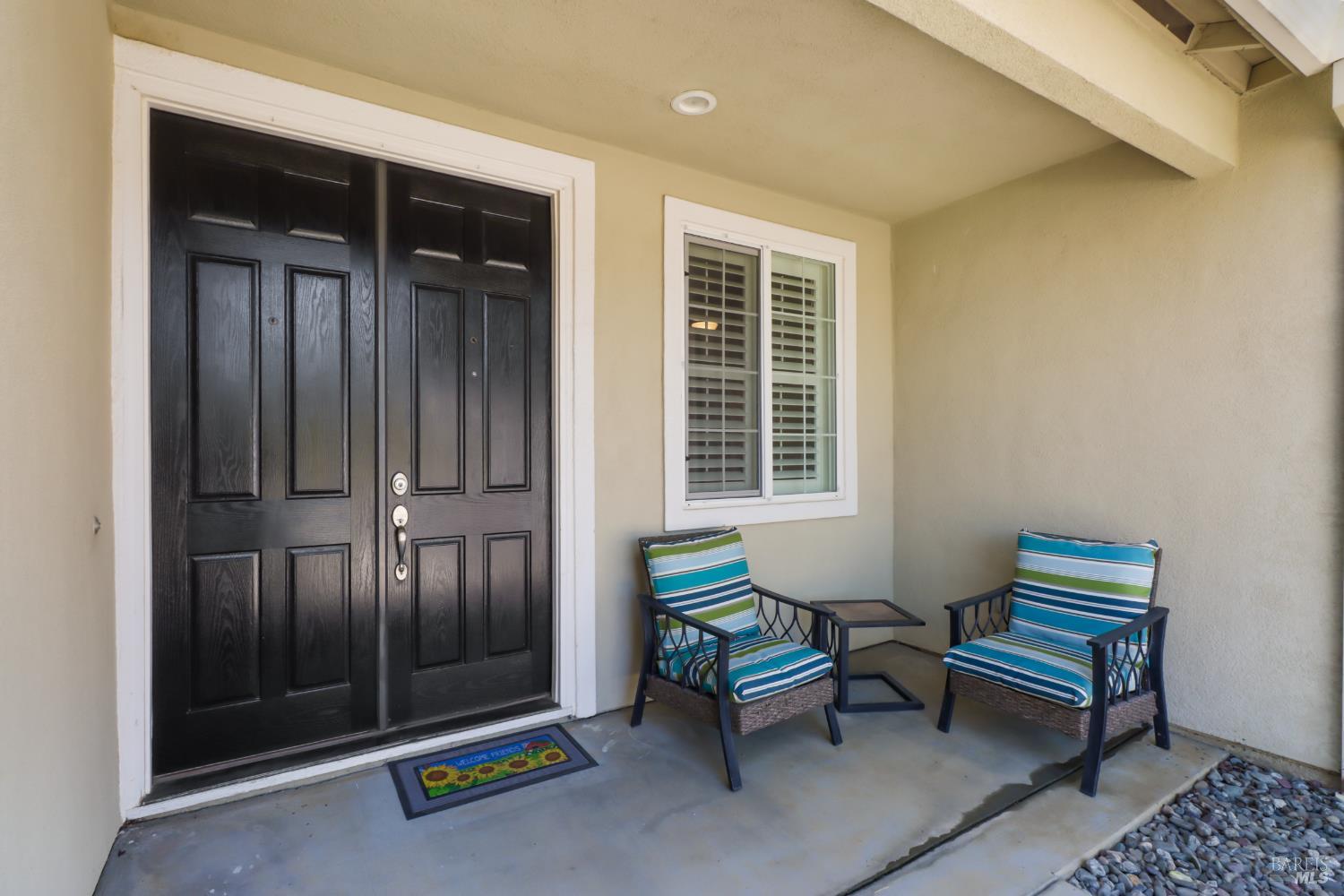 Detail Gallery Image 4 of 58 For 1105 Bello Dr, Dixon,  CA 95620 - 4 Beds | 2/1 Baths