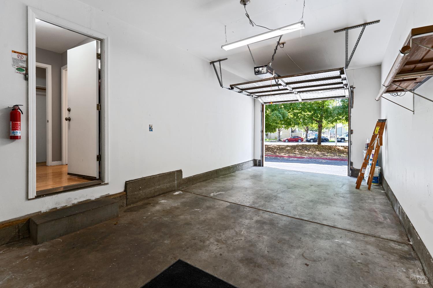 Detail Gallery Image 17 of 23 For 164 N Dutton Ave, Santa Rosa,  CA 95401 - 3 Beds | 2/1 Baths