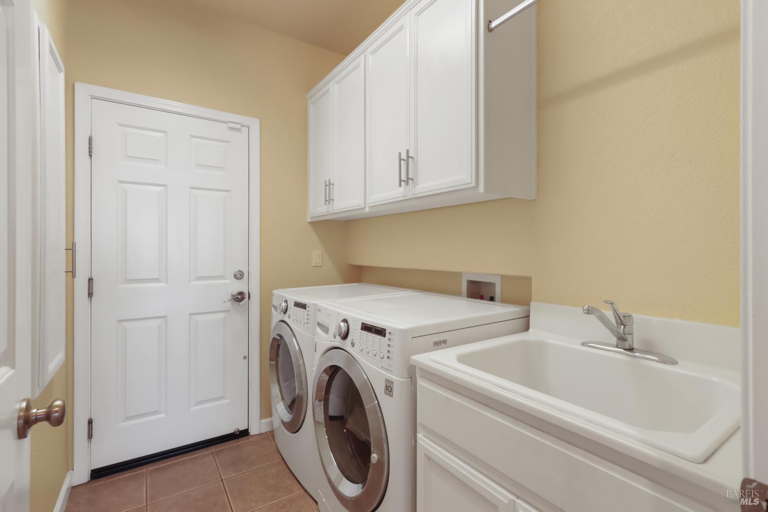 Detail Gallery Image 49 of 58 For 1105 Bello Dr, Dixon,  CA 95620 - 4 Beds | 2/1 Baths