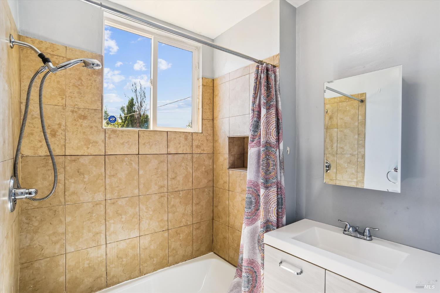 Detail Gallery Image 17 of 30 For 853 Benicia Rd, Vallejo,  CA 94591 - 2 Beds | 1 Baths