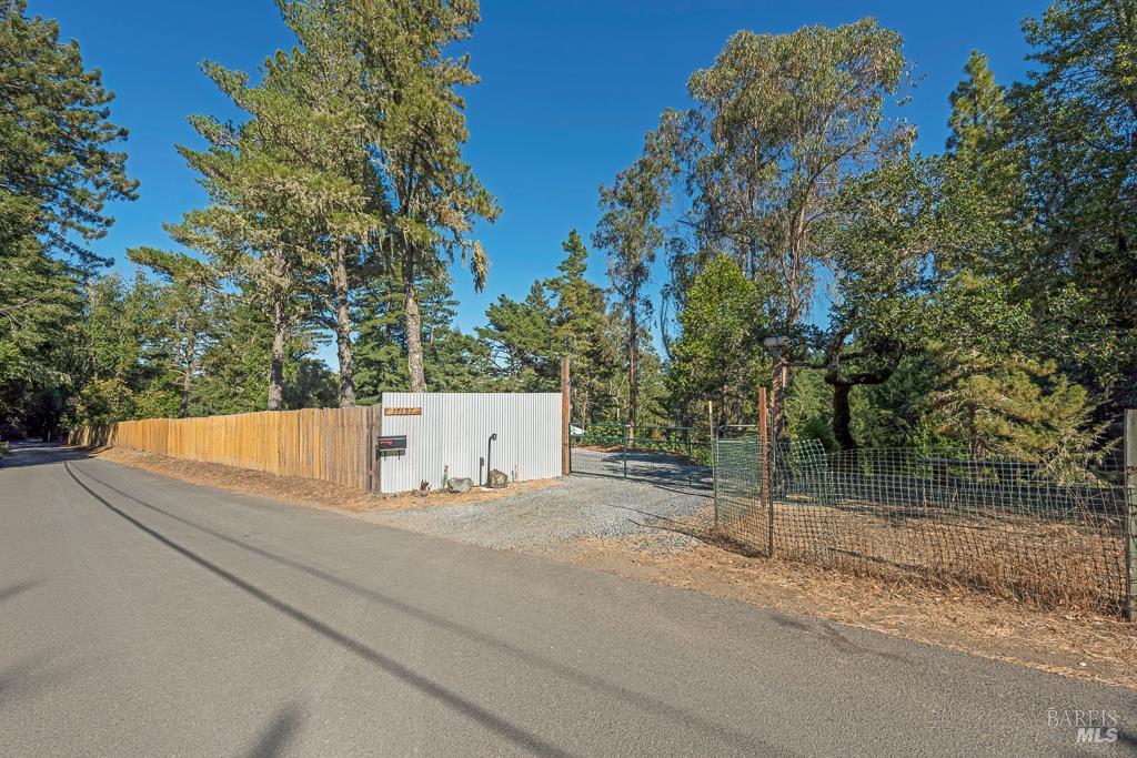 Detail Gallery Image 62 of 74 For 17197 Fitzpatrick Ln, Occidental,  CA 95465 - 3 Beds | 1 Baths