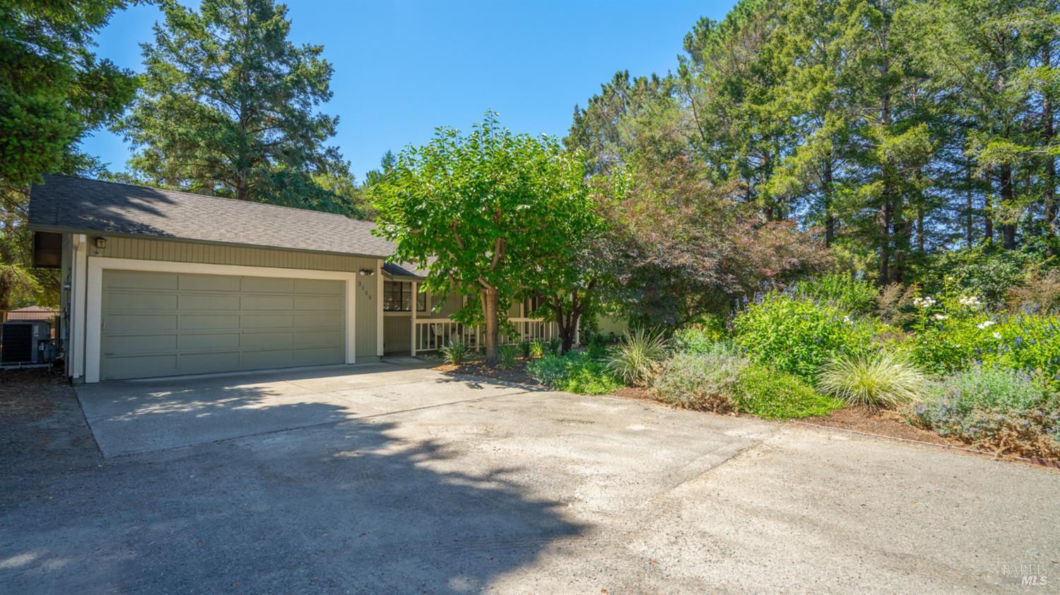 Detail Gallery Image 4 of 63 For 3155 Frei Rd, Sebastopol,  CA 95472 - 3 Beds | 2/1 Baths
