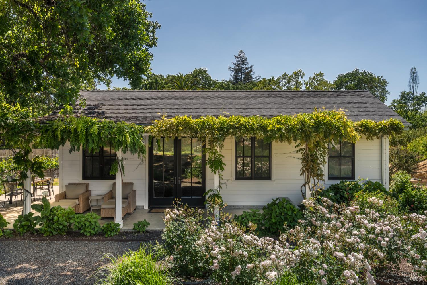 Detail Gallery Image 35 of 46 For 1030 E Macarthur St, Sonoma,  CA 95476 - 3 Beds | 4/1 Baths
