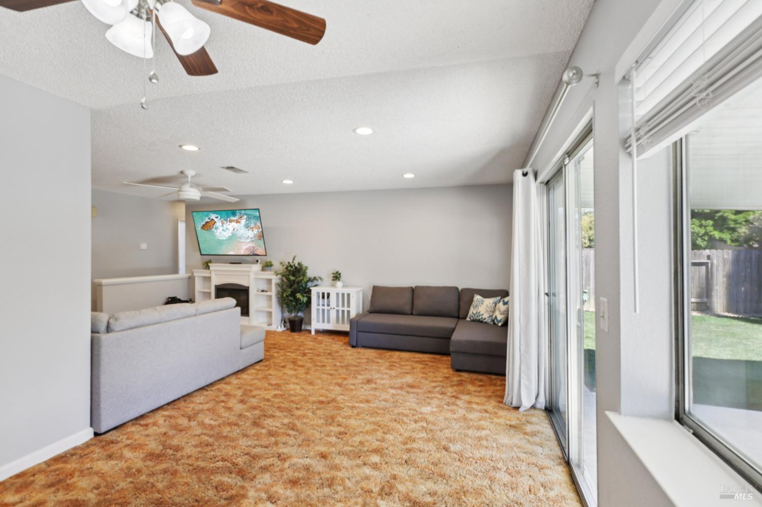 Detail Gallery Image 13 of 48 For 1403 Humbolt Dr, Suisun City,  CA 94585 - 3 Beds | 2 Baths