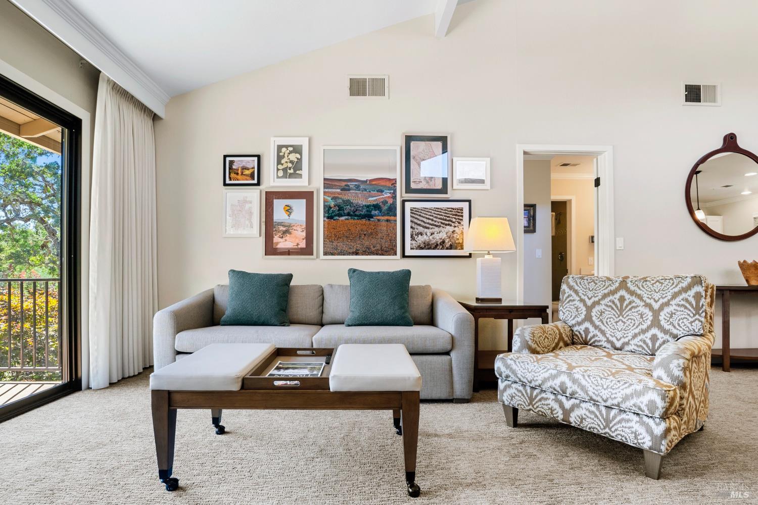 Detail Gallery Image 16 of 47 For 833 Augusta Cir, Napa,  CA 94558 - 2 Beds | 2 Baths