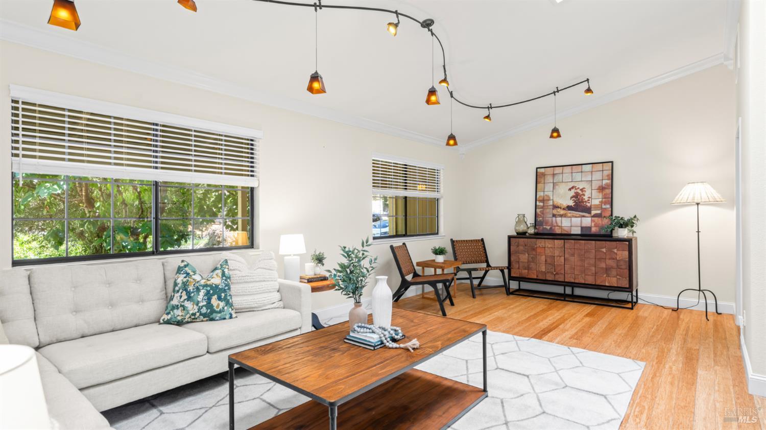 Detail Gallery Image 9 of 63 For 3155 Frei Rd, Sebastopol,  CA 95472 - 3 Beds | 2/1 Baths