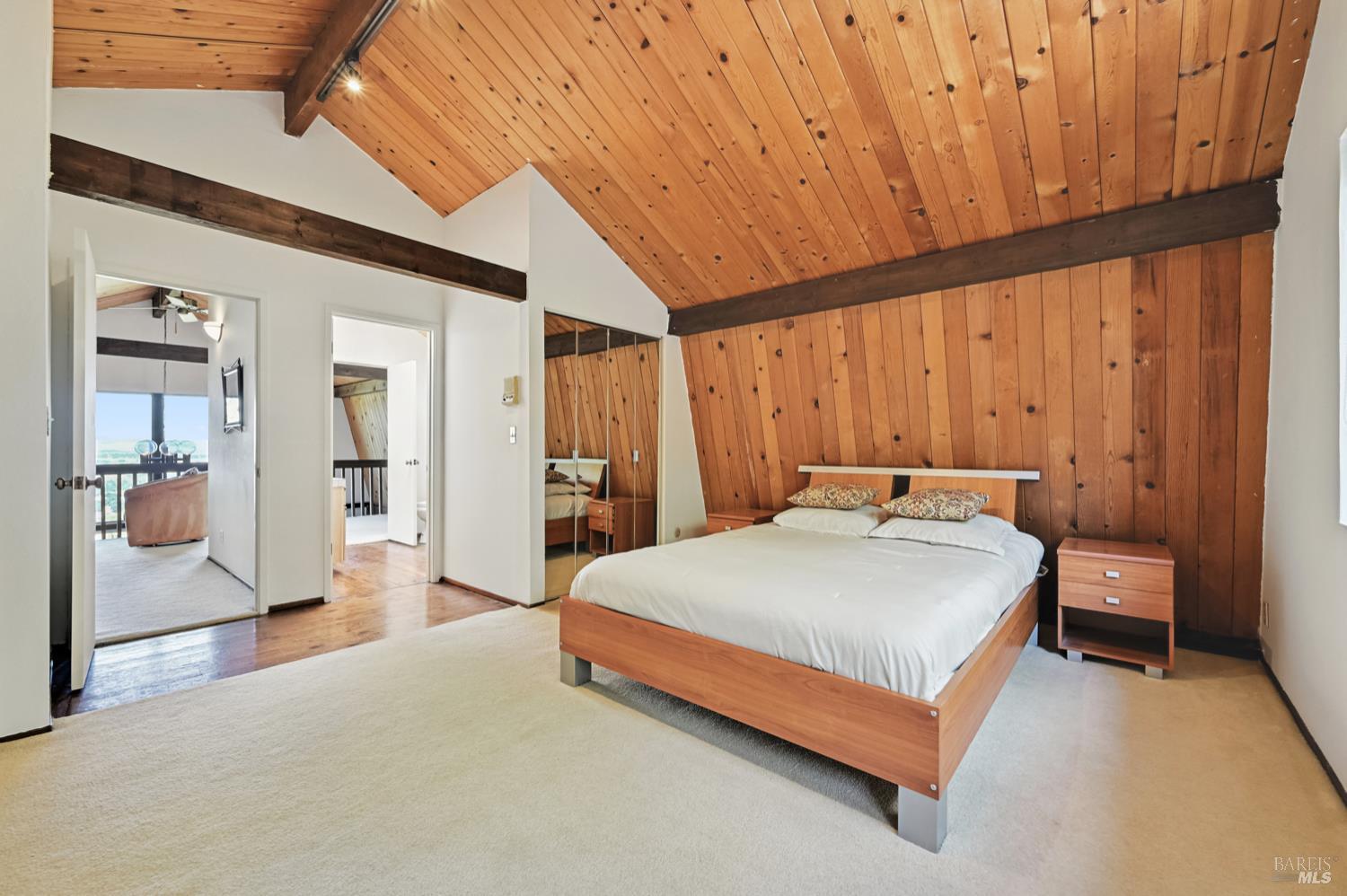 Detail Gallery Image 31 of 49 For 111 Glenside Way, San Rafael,  CA 94903 - 5 Beds | 4/1 Baths