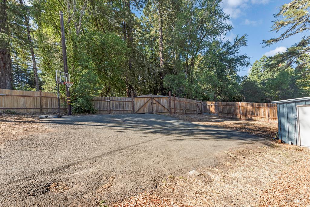 Detail Gallery Image 61 of 74 For 17197 Fitzpatrick Ln, Occidental,  CA 95465 - 3 Beds | 1 Baths